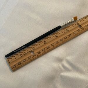 Laura mercier flat eye liner brush. Never used